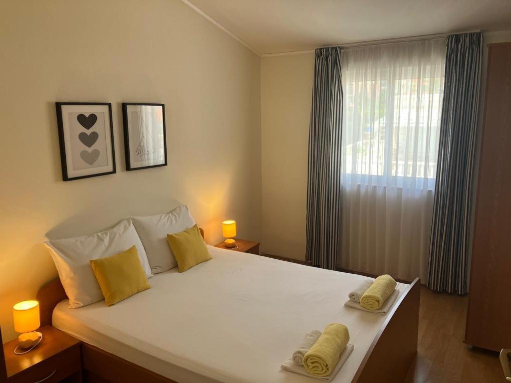 Apartmani Fani 2 Min Walking From Sea Orebić Exteriér fotografie