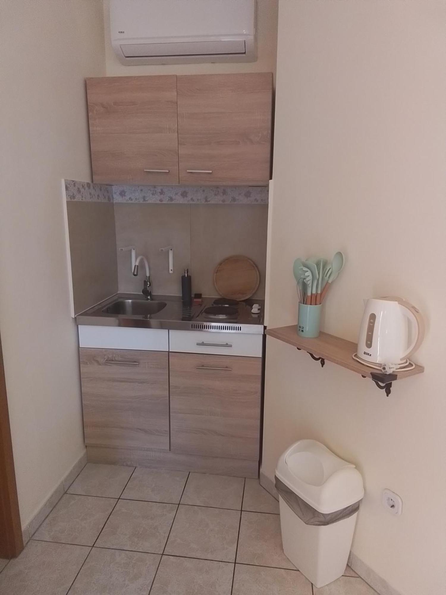 Apartmani Fani 2 Min Walking From Sea Orebić Exteriér fotografie